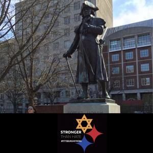 Meet your Posher, Alicia